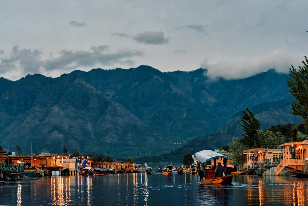 Srinagar Kashmir Dal Lake Evening View